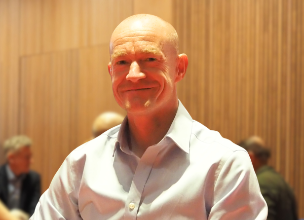 Steve Thomas